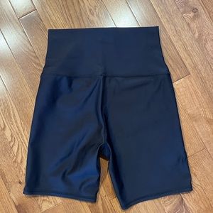 Alo Airlift Biker shorts